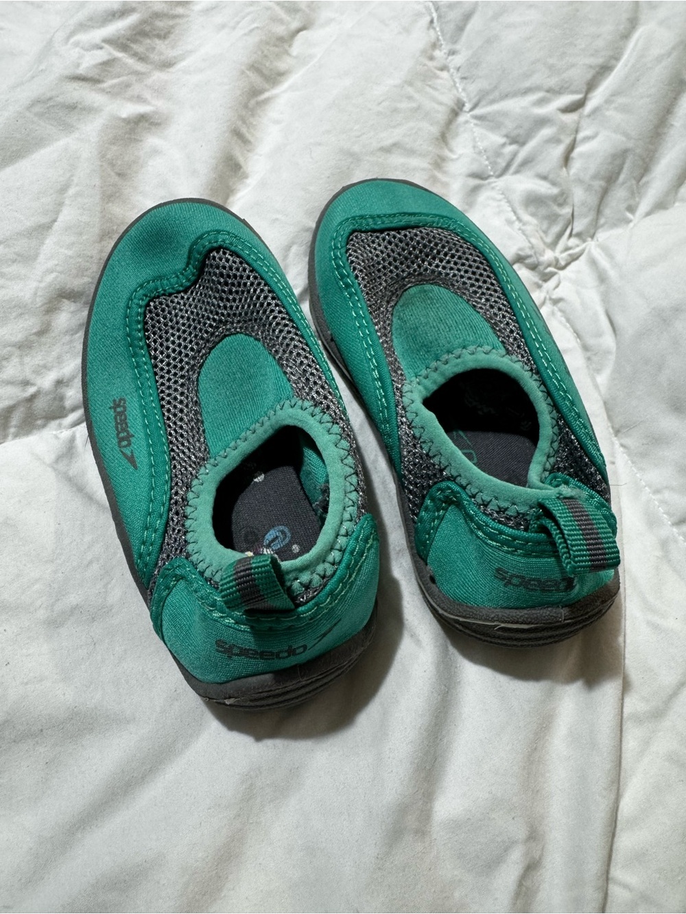 Speedo Kids Green and Gray Water Shoes - Slip-On Swim Shoes M 7/8